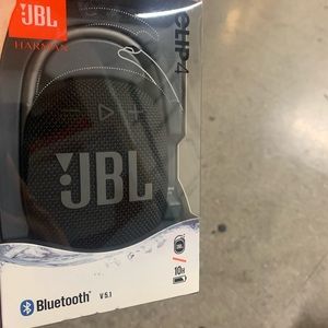 jbl clip 4 speaker